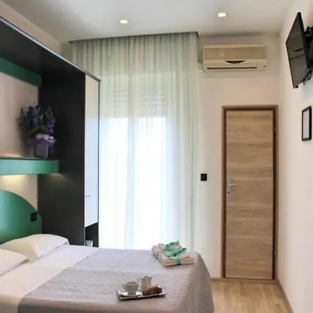 فندق Tre Stelle 3*