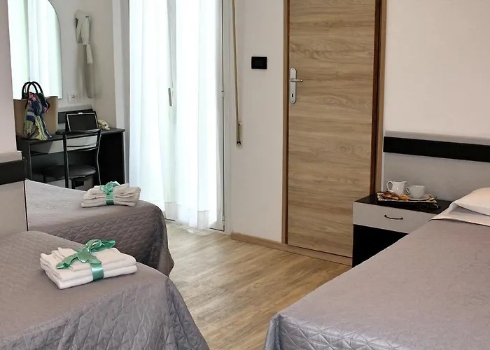 Tre Stelle 3* ريميني